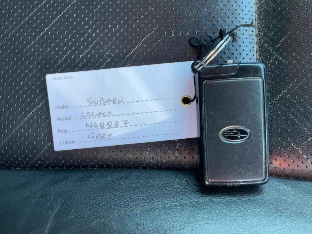 Photo '22' of Subaru Legacy