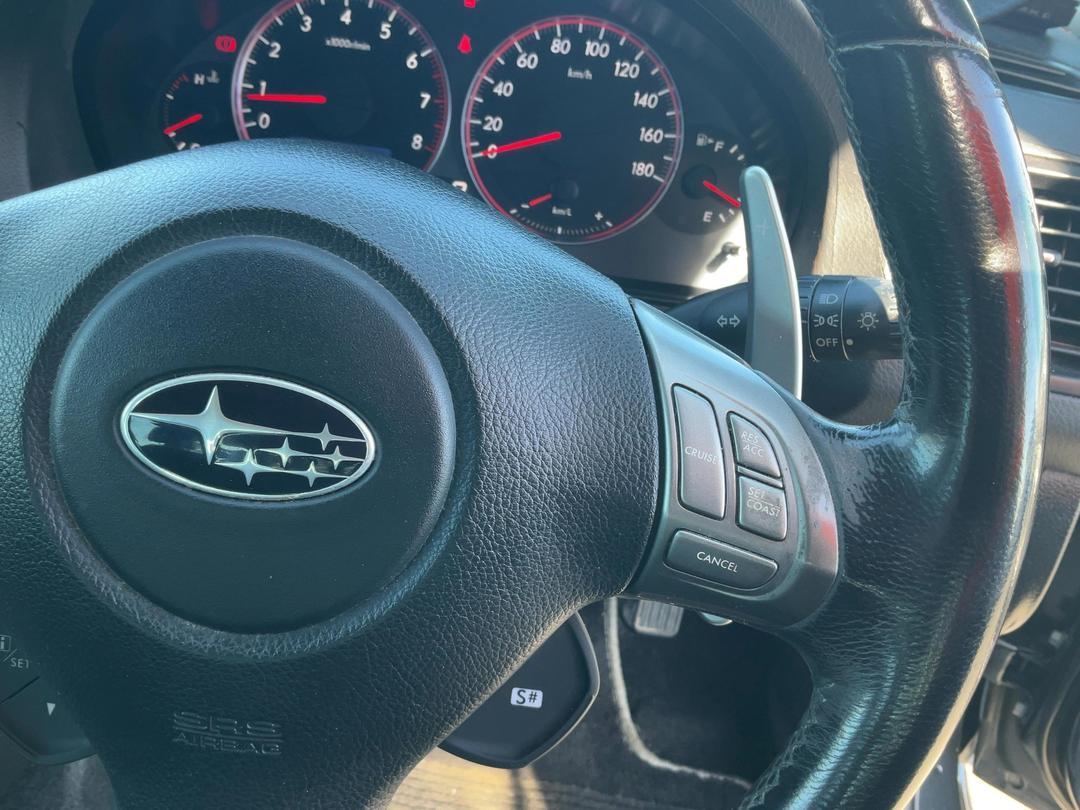 Photo '26' of Subaru Legacy