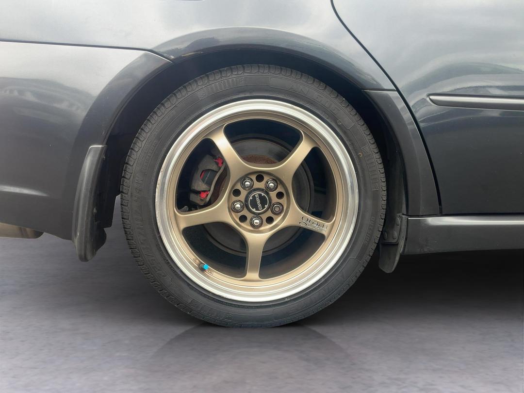 Photo '12' of Subaru Legacy