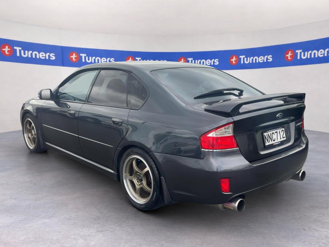 Photo '5' of Subaru Legacy
