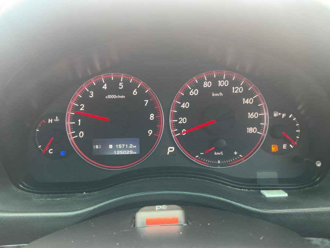 Photo '21' of Subaru Legacy