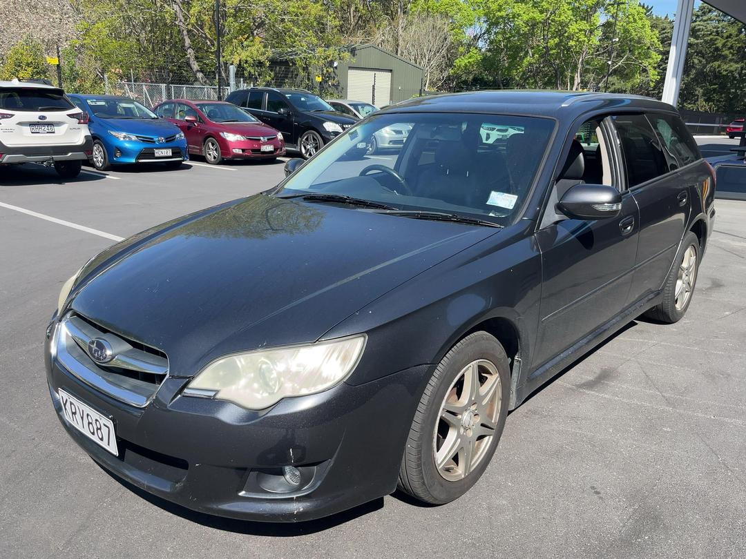 Photo '4' of Subaru Legacy Photo '4' of Subaru Legacy
