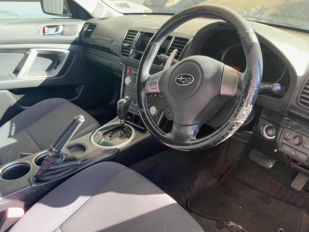 Photo '16' of Subaru Legacy Photo '16' of Subaru Legacy
