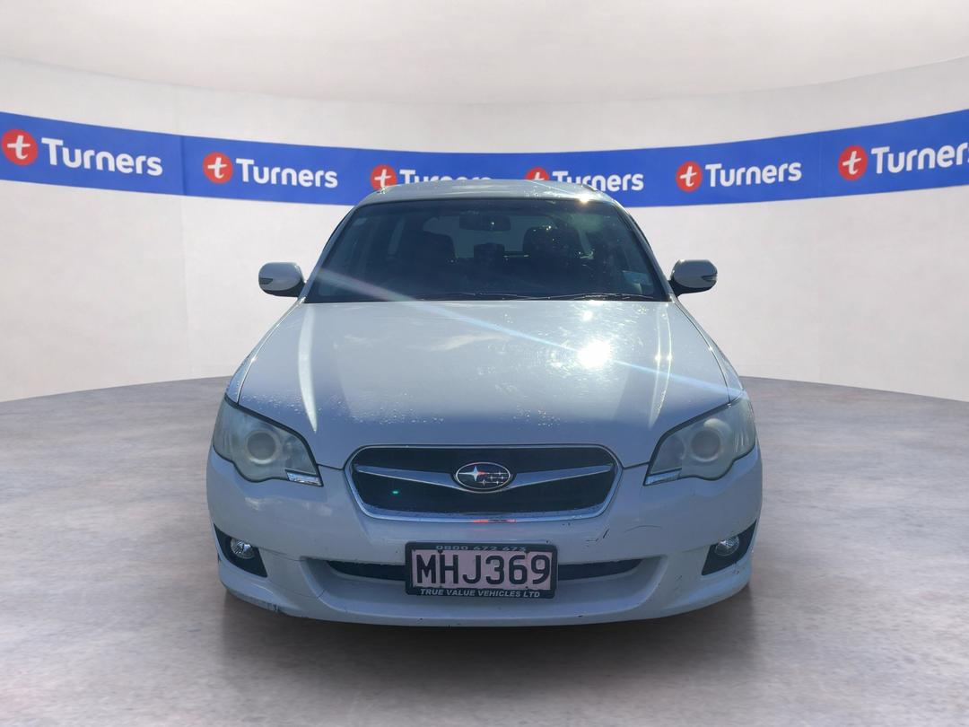 Photo '2' of Subaru Legacy Photo '2' of Subaru Legacy