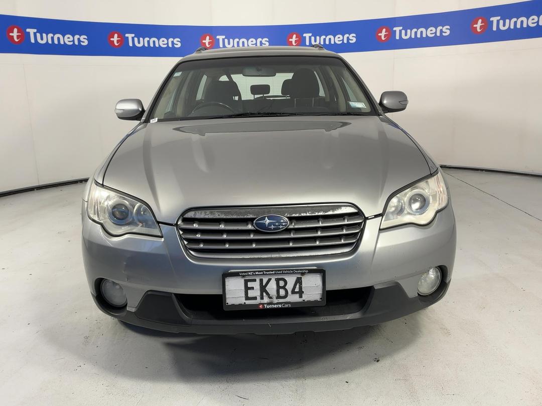 Photo '2' of Subaru Outback