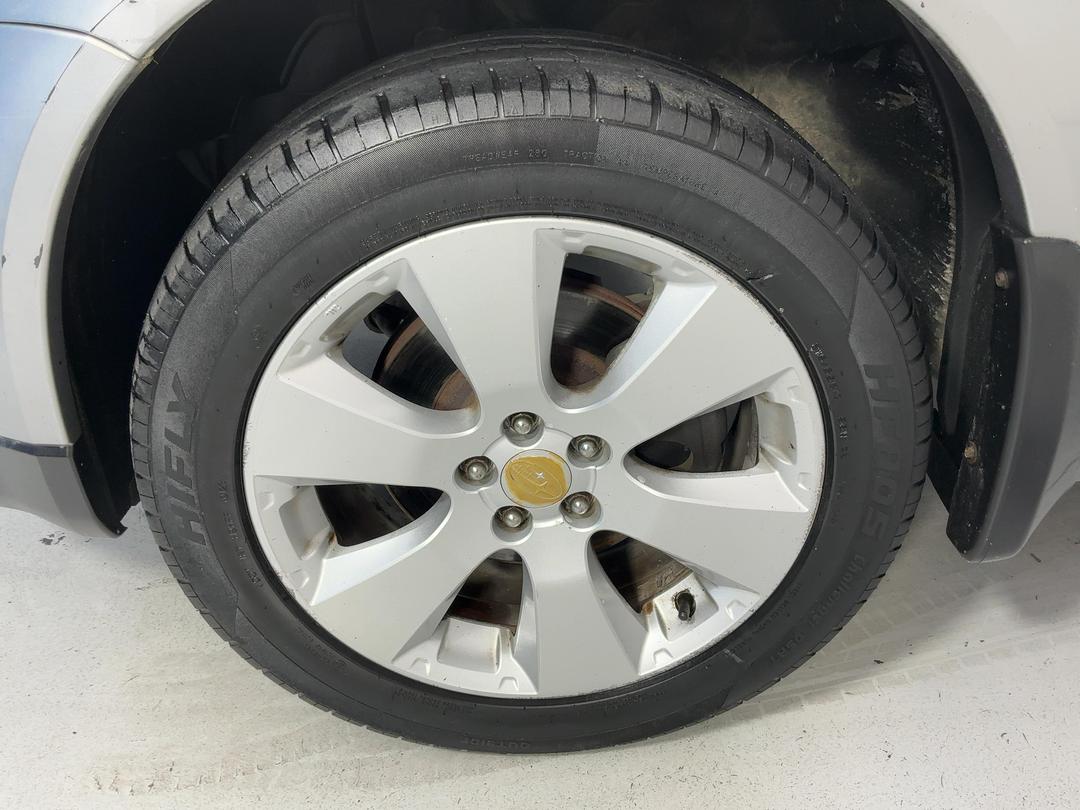 Photo '10' of Subaru Outback