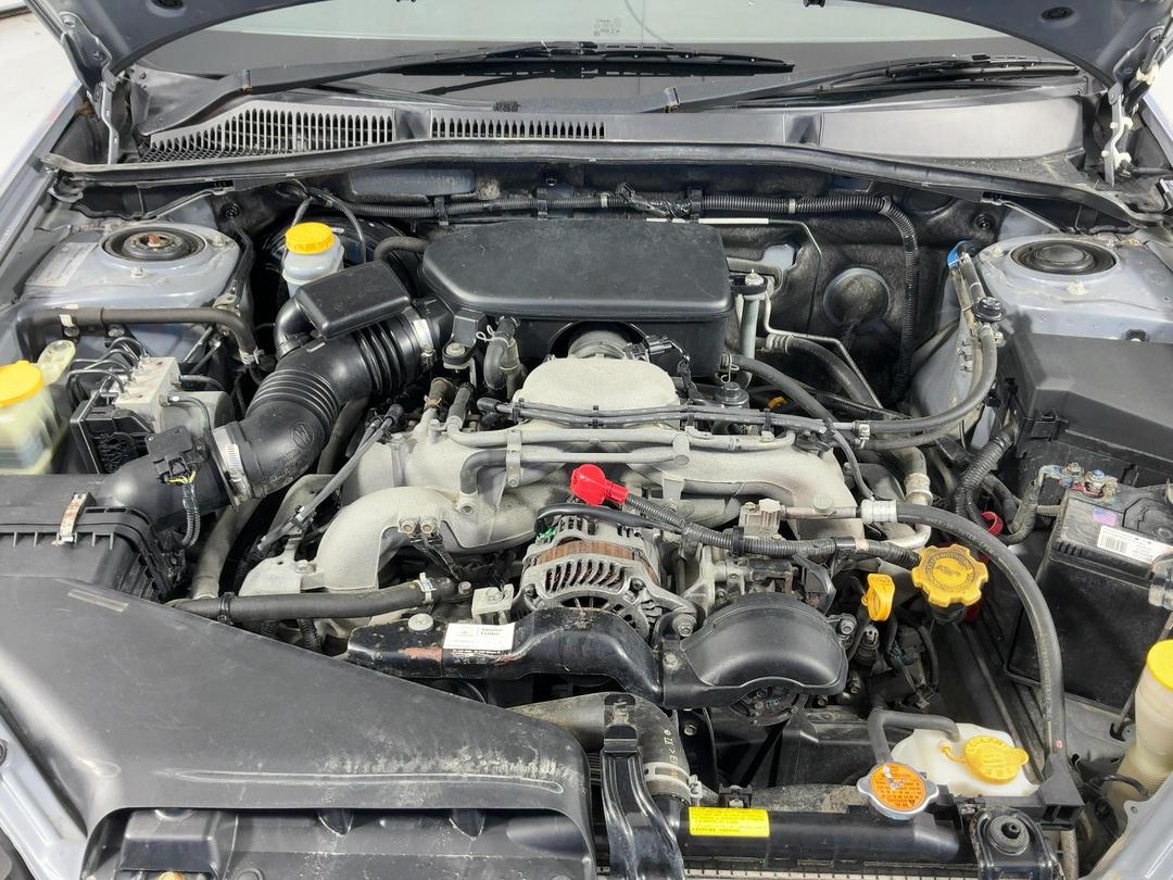 Photo '13' of Subaru Outback
