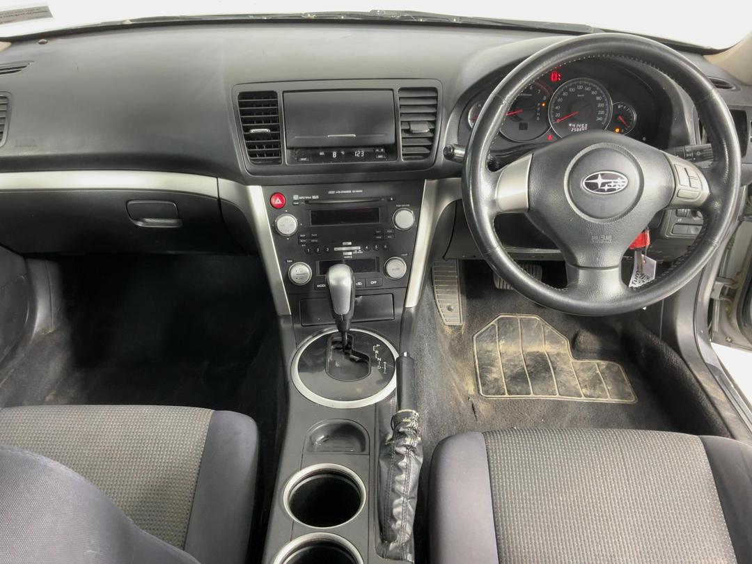 Photo '17' of Subaru Outback