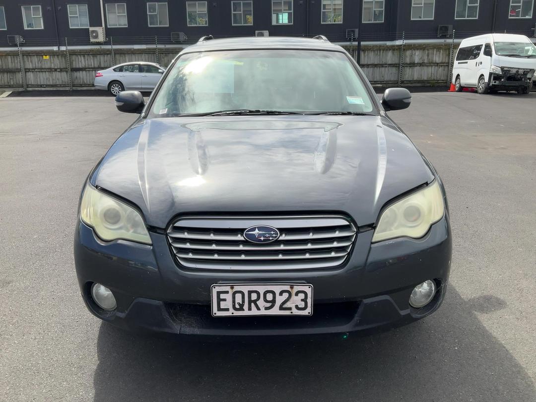Photo '3' of Subaru Outback I LTD Photo '3' of Subaru Outback I LTD