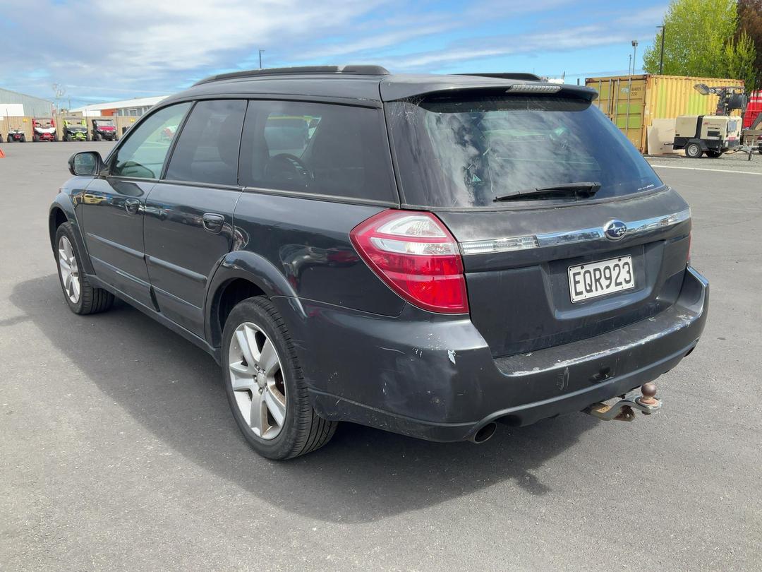 Photo '6' of Subaru Outback I LTD Photo '6' of Subaru Outback I LTD