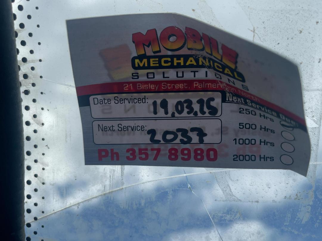 Photo '50' of Sunward SWE17 Excavator