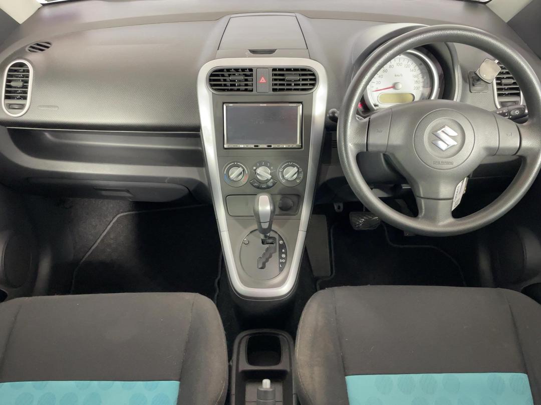Photo '18' of Suzuki Splash