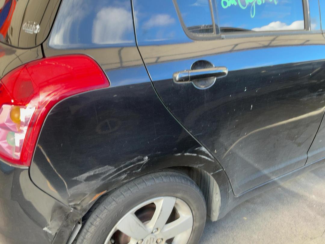 Photo '15' of Suzuki Swift Photo '15' of Suzuki Swift