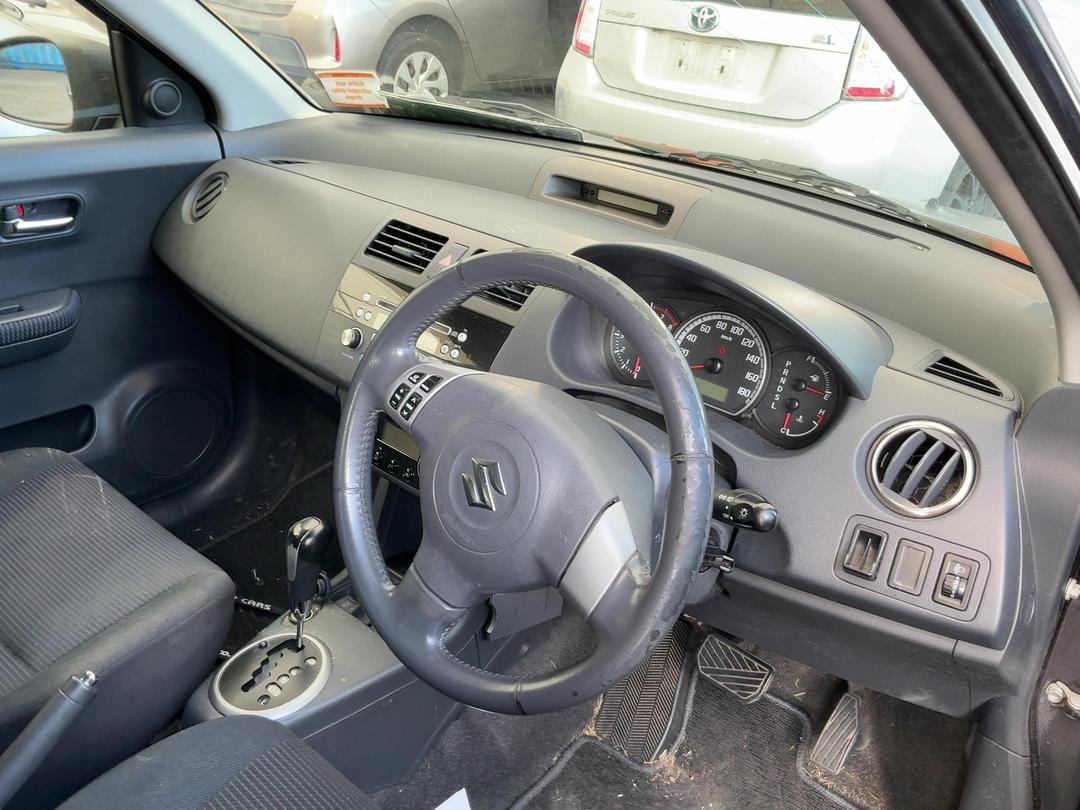 Photo '20' of Suzuki Swift Photo '20' of Suzuki Swift