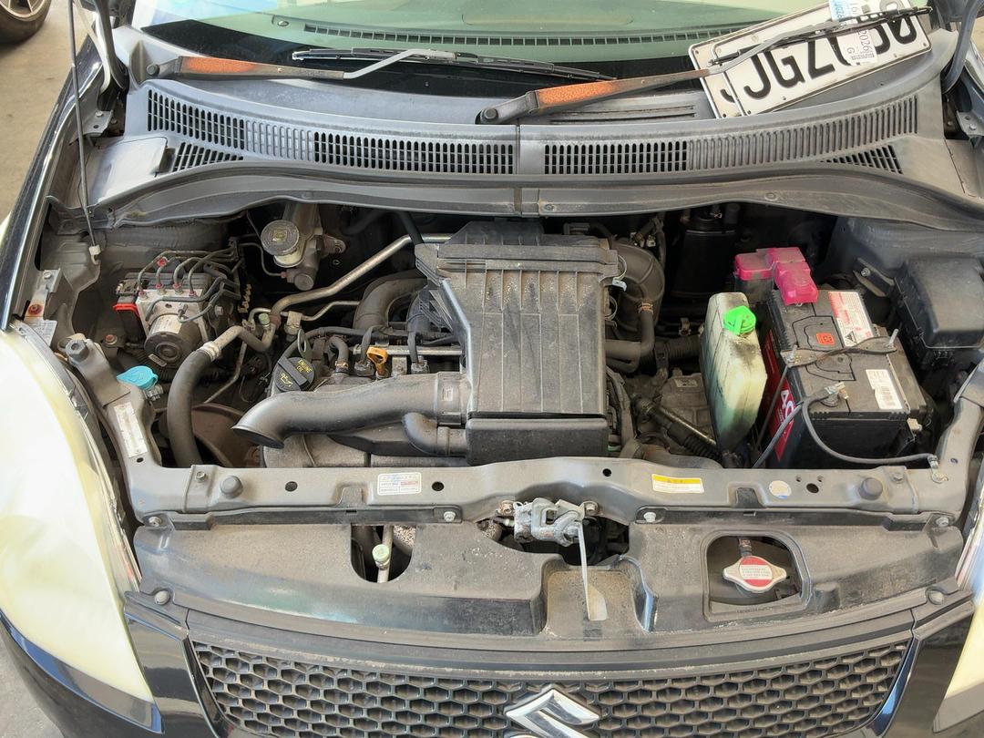 Photo '29' of Suzuki Swift Photo '29' of Suzuki Swift