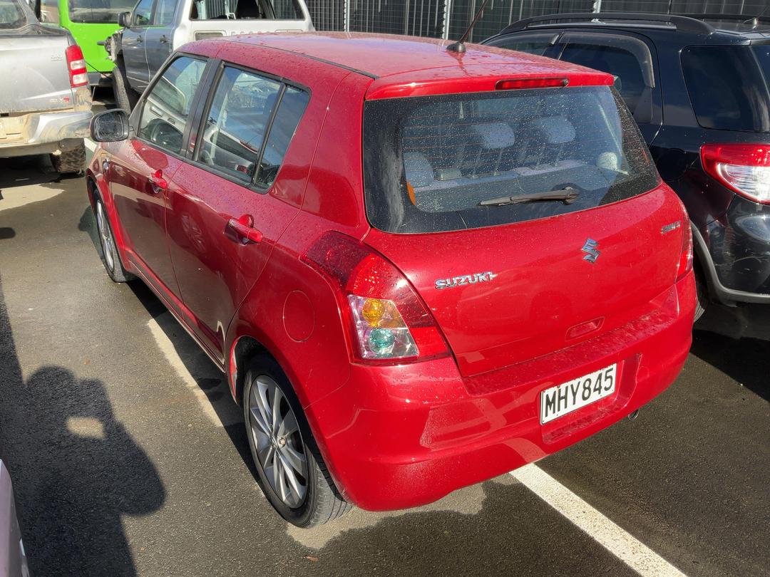 Photo '3' of Suzuki Swift Glxha2 LTD