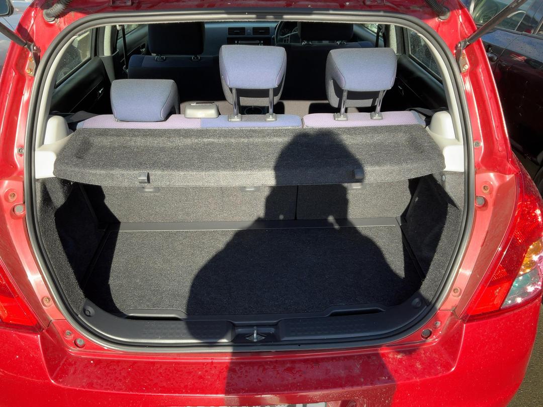 Photo '13' of Suzuki Swift Glxha2 LTD