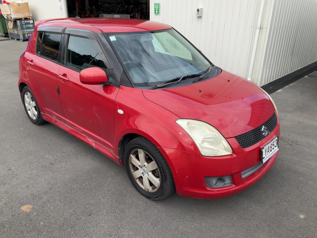 Photo '2' of Suzuki Swift