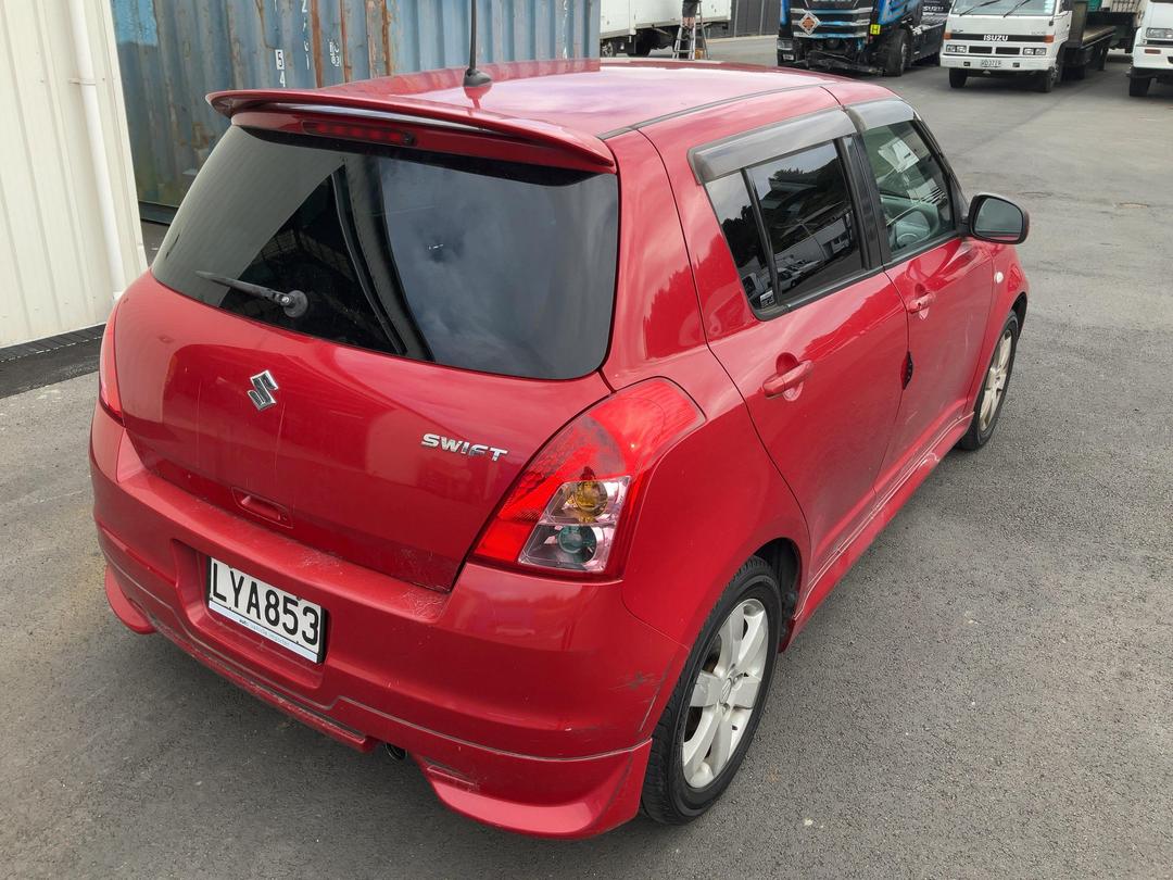 Photo '3' of Suzuki Swift