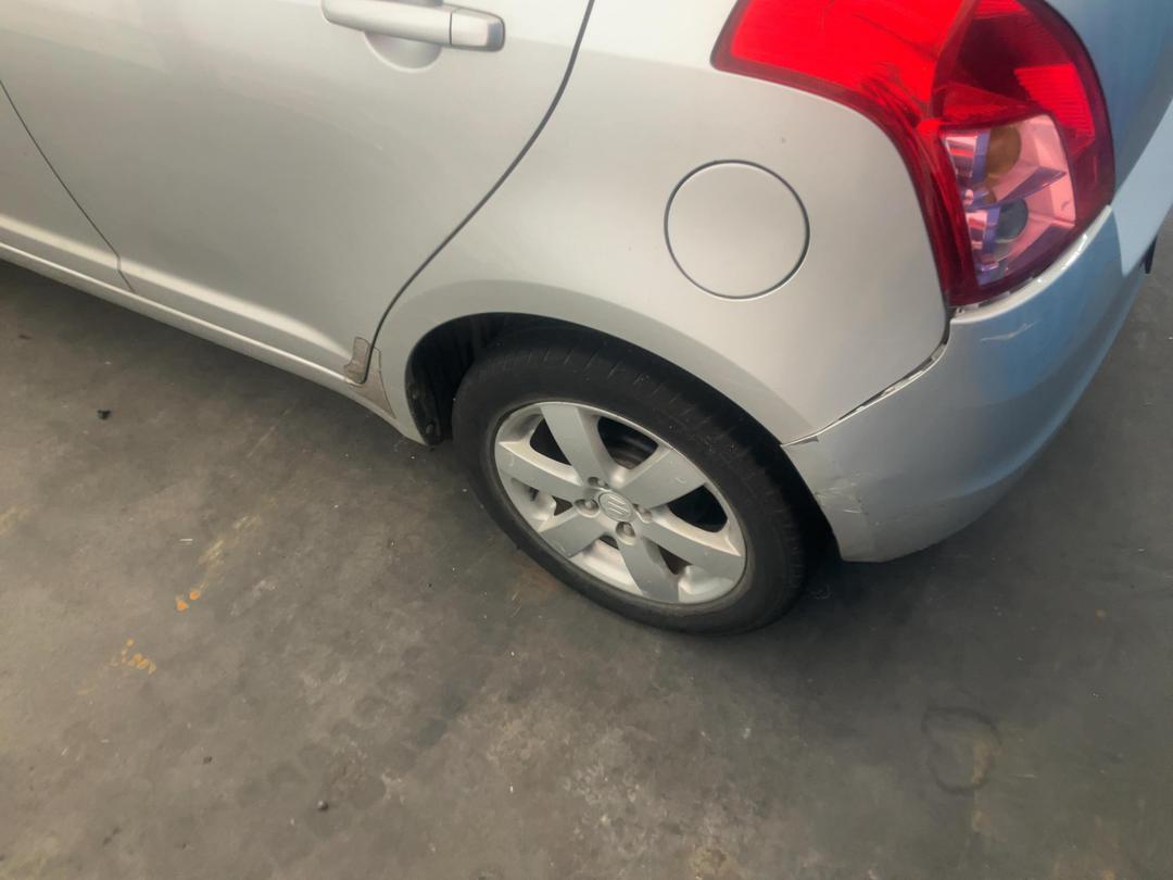 Photo '9' of Suzuki Swift