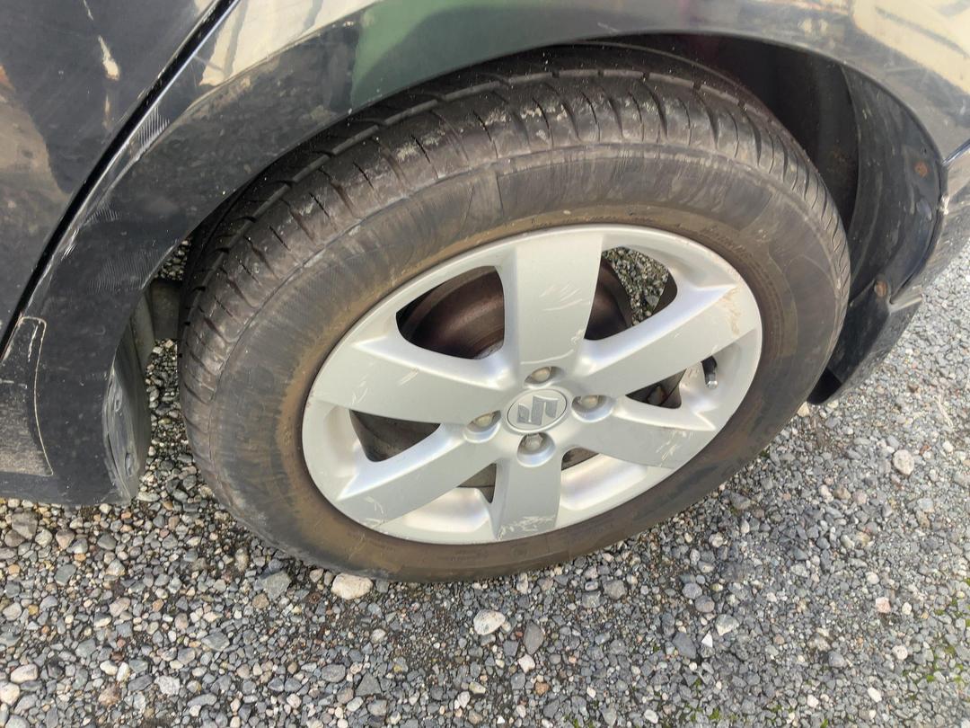 Photo '5' of Suzuki Swift