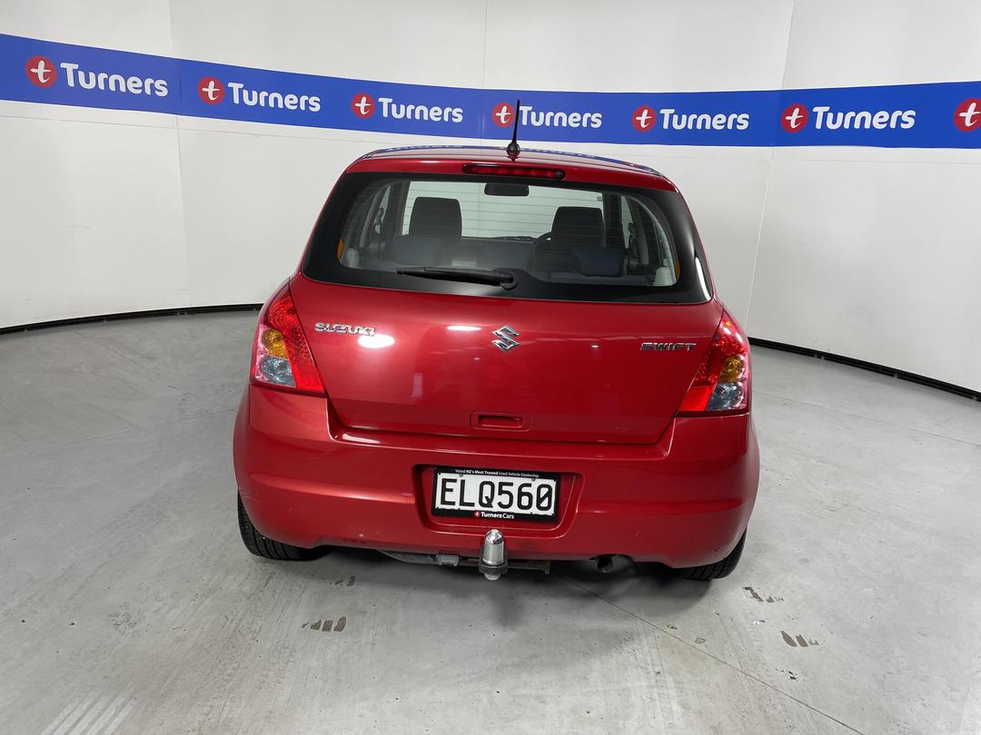 Photo '6' of Suzuki Swift