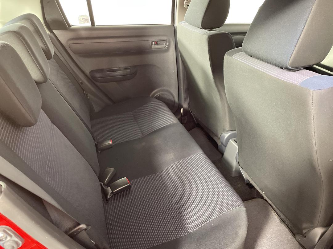 Photo '20' of Suzuki Swift