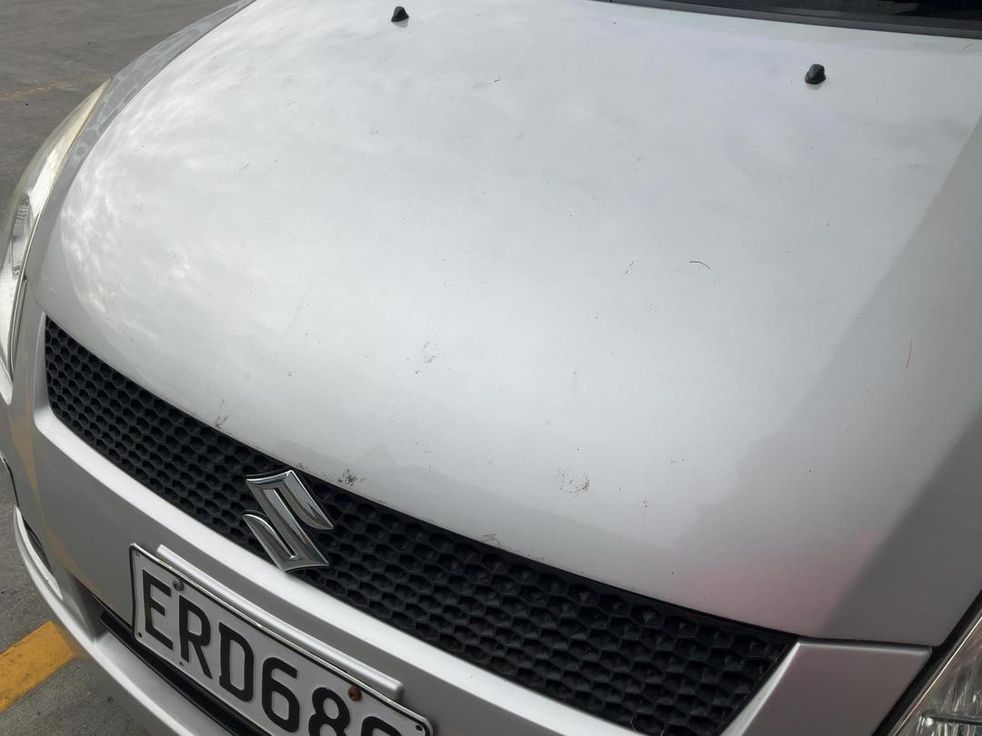 Photo '12' of Suzuki Swift Glxa