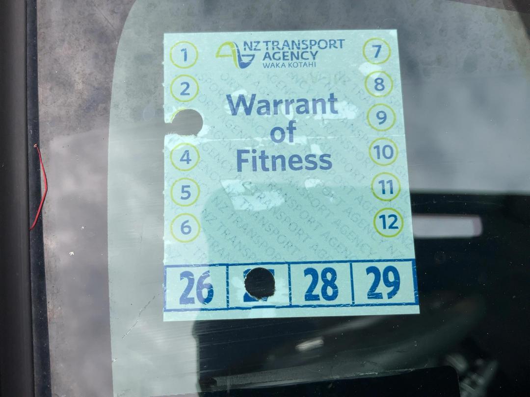 Photo '26' of Suzuki Swift Glxa