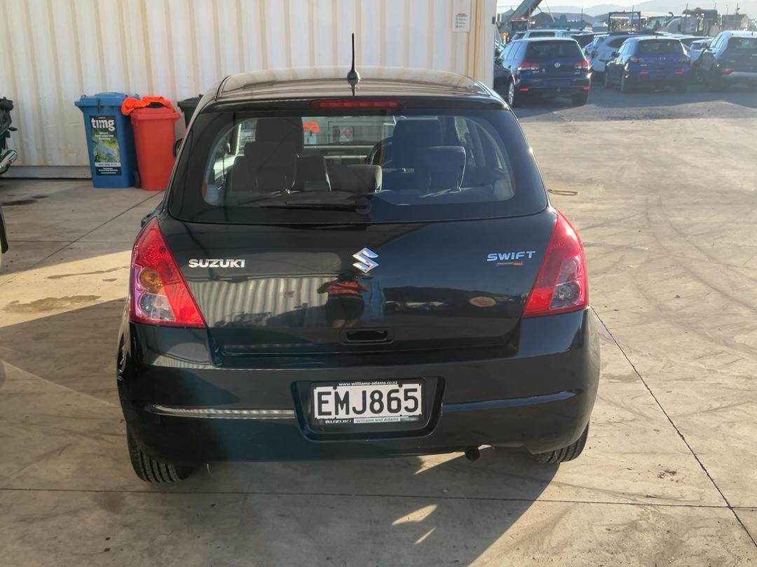 Photo '6' of Suzuki Swift Glxh2 LTD