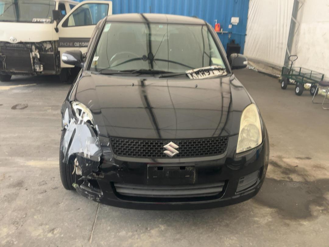 Photo '2' of Suzuki Swift Photo '2' of Suzuki Swift