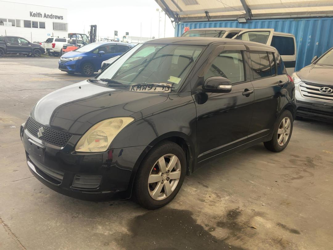 Photo '3' of Suzuki Swift Photo '3' of Suzuki Swift