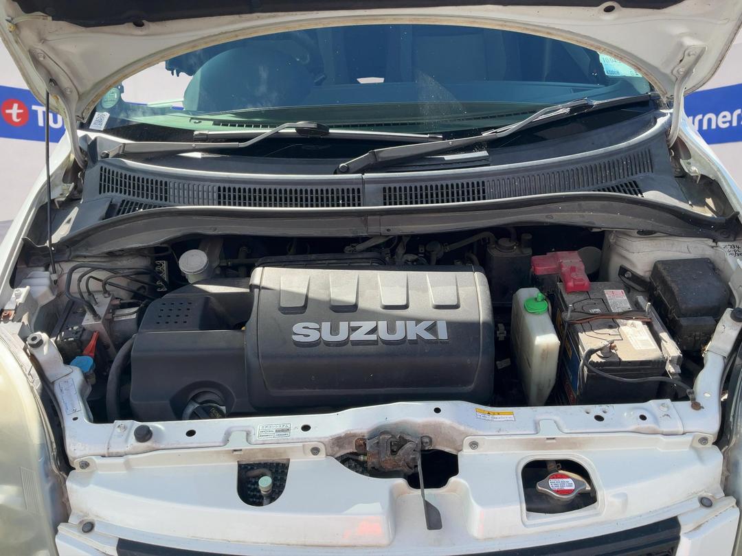 Photo '3' of Suzuki Swift Photo '3' of Suzuki Swift