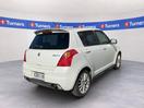 Thumbnail '4' of Suzuki Swift