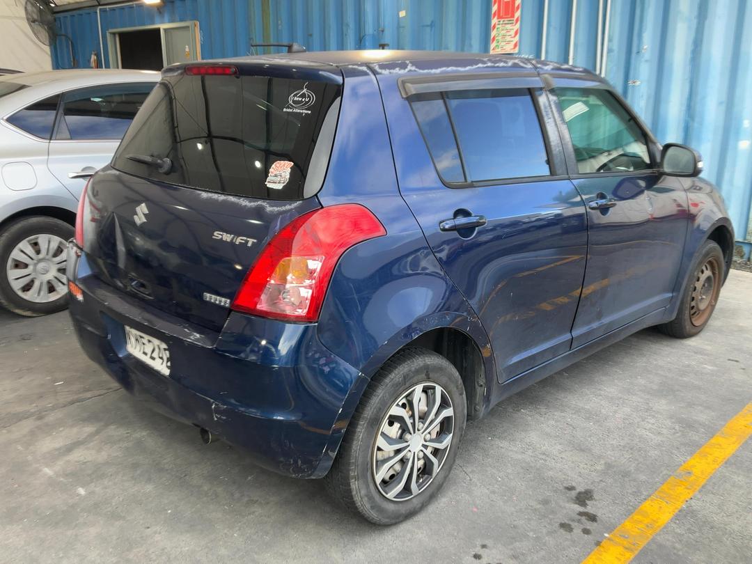 Photo '6' of Suzuki Swift Photo '6' of Suzuki Swift