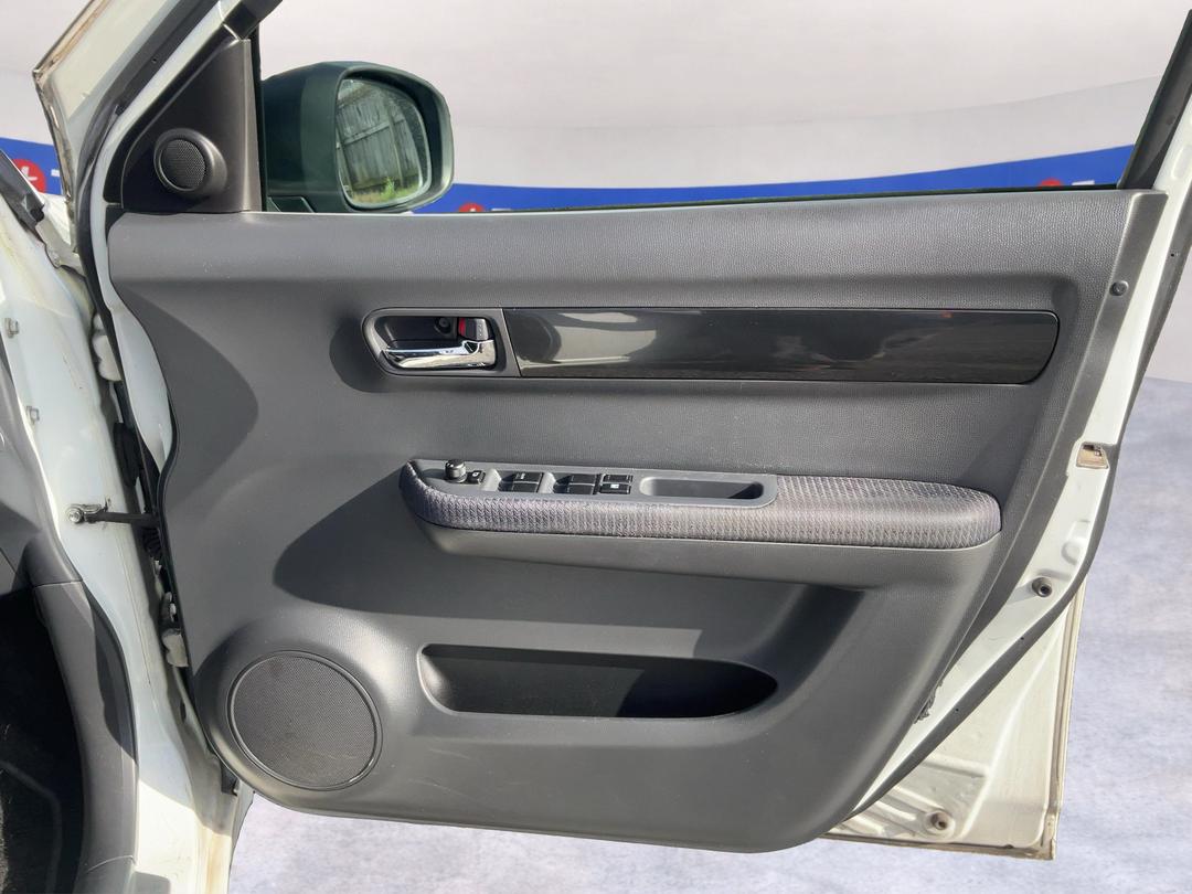 Photo '13' of Suzuki Swift Photo '13' of Suzuki Swift