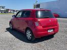 Thumbnail '4' of Suzuki Swift
