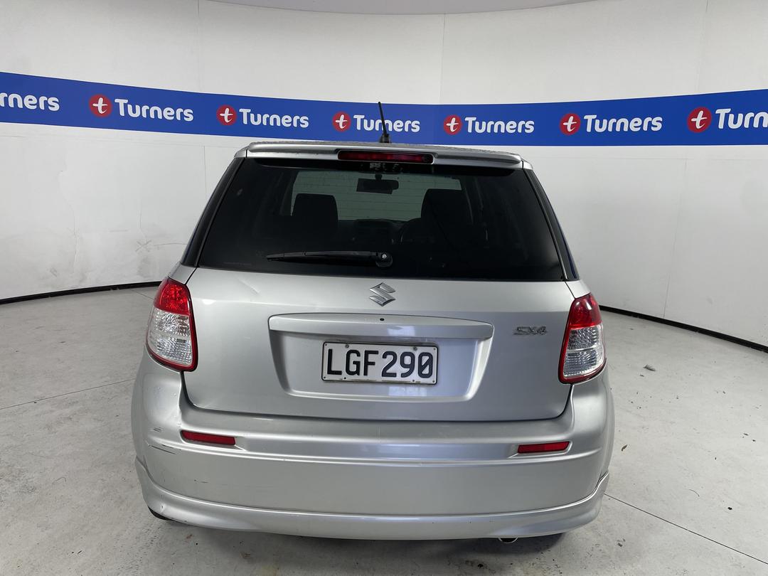 Photo '9' of Suzuki SX4