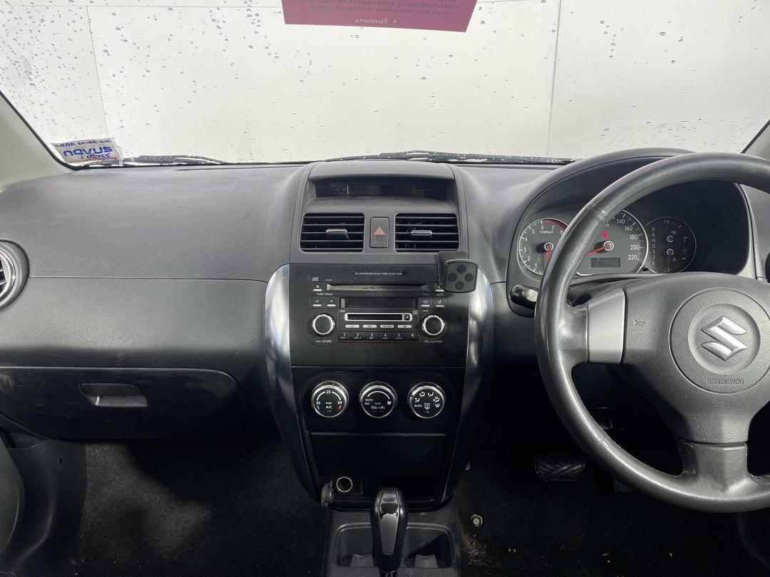 Photo '19' of Suzuki SX4