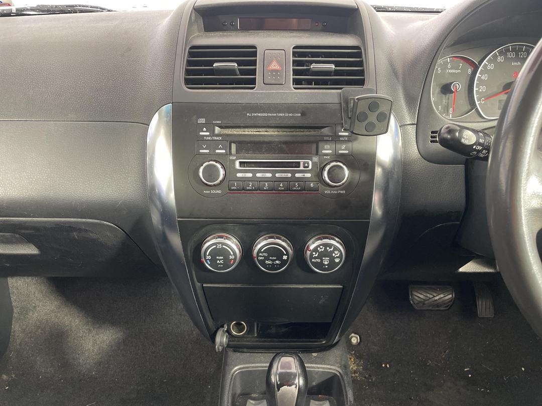 Photo '20' of Suzuki SX4