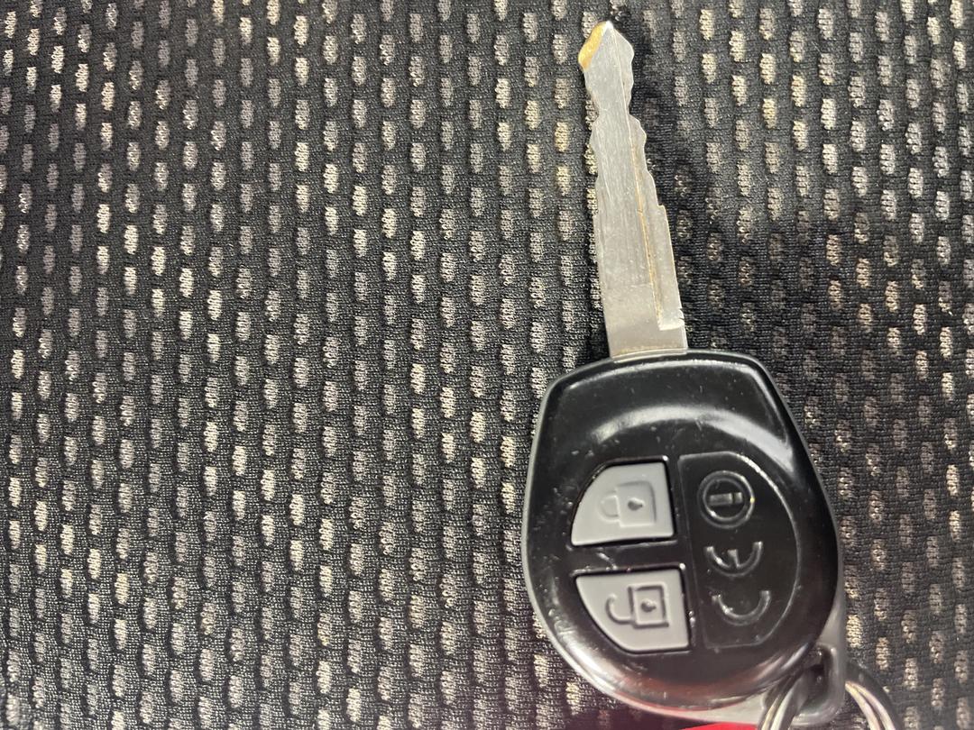 Photo '22' of Suzuki SX4