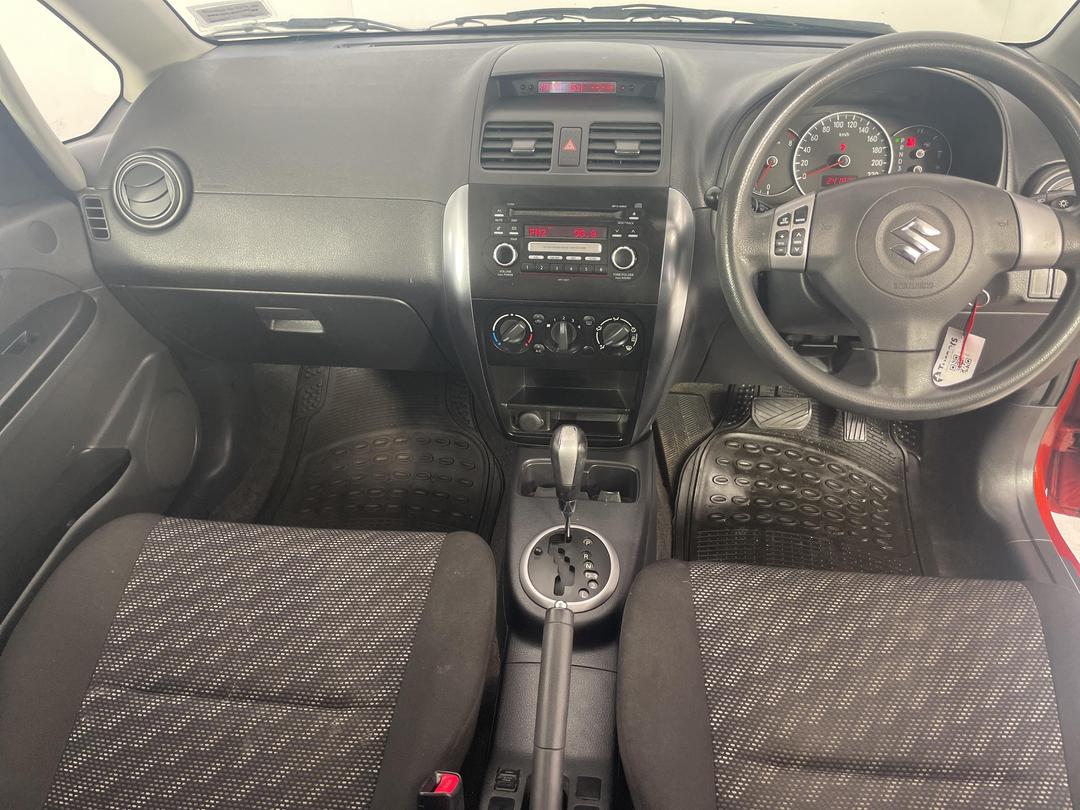 Photo '17' of Suzuki SX4