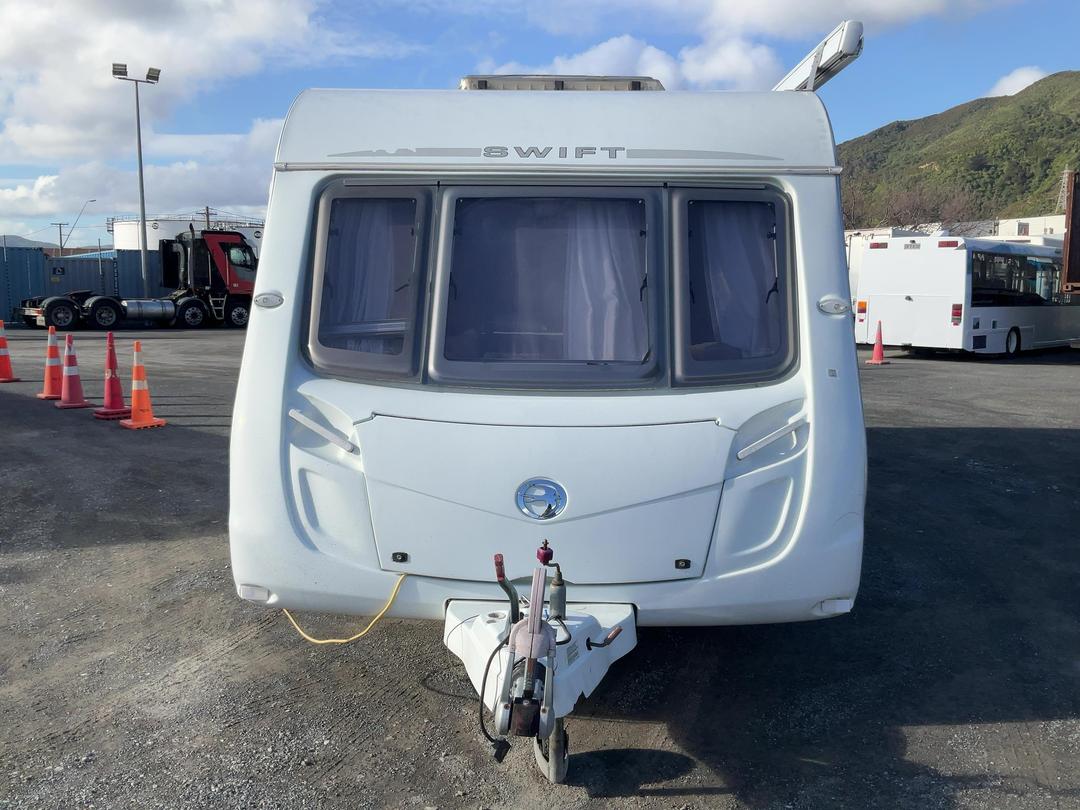 Photo '9' of Swift Conqueror 630 Caravan - Tandem Photo '9' of Swift Conqueror 630 Caravan - Tandem