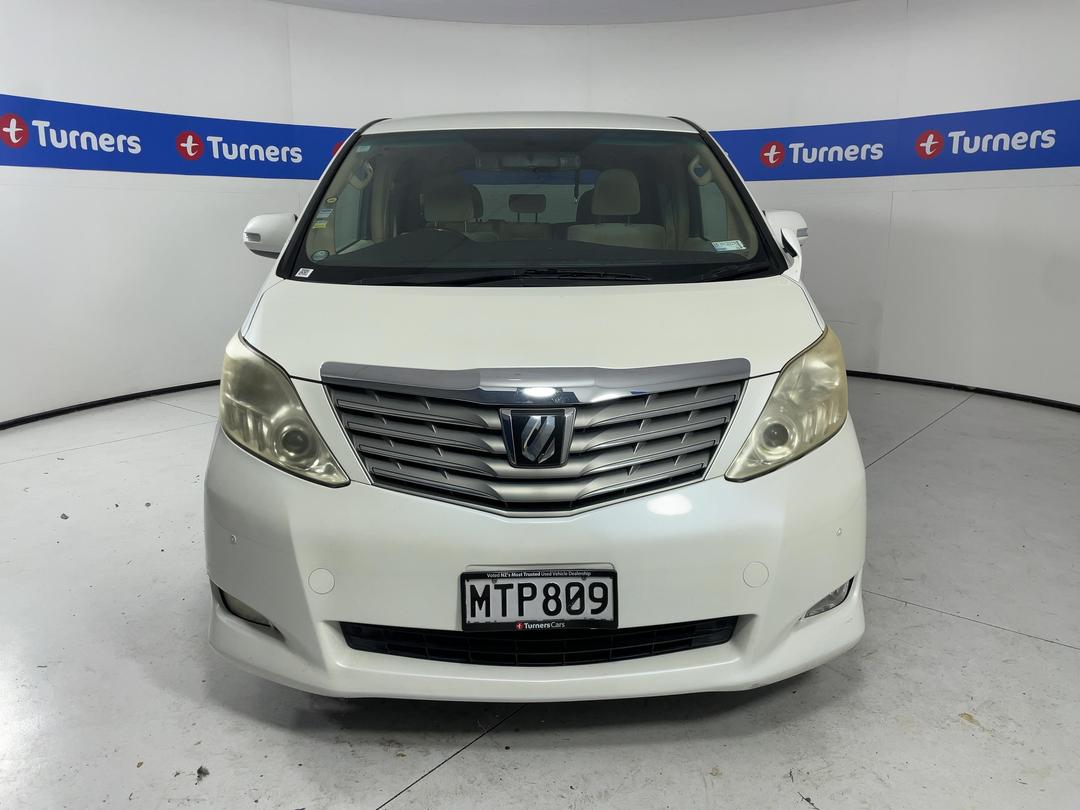 Photo '2' of Toyota Alphard
