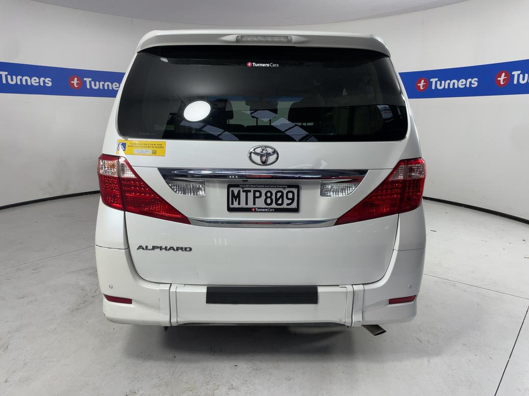 Photo '6' of Toyota Alphard