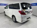 Thumbnail '5' of Toyota Alphard