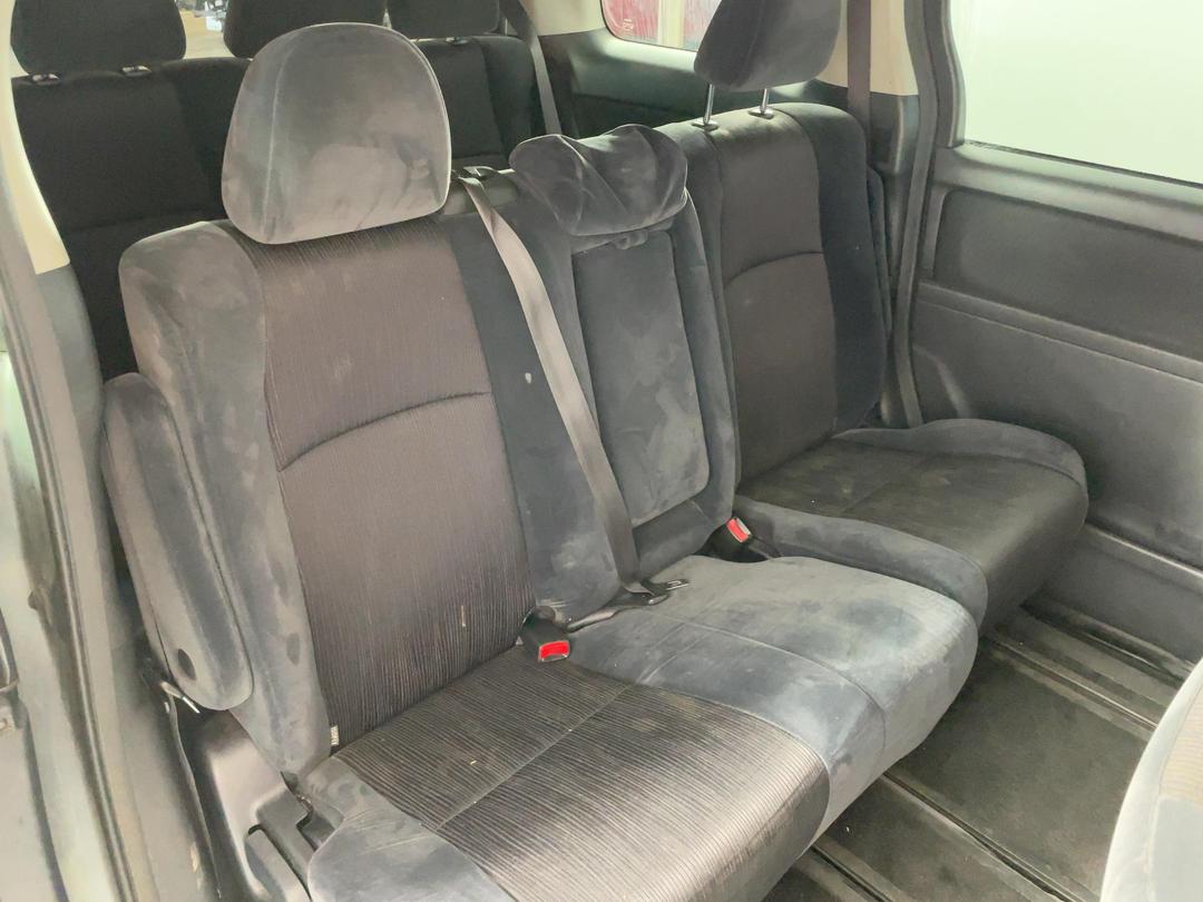 Photo '16' of Toyota Alphard Vellfire Photo '16' of Toyota Alphard Vellfire