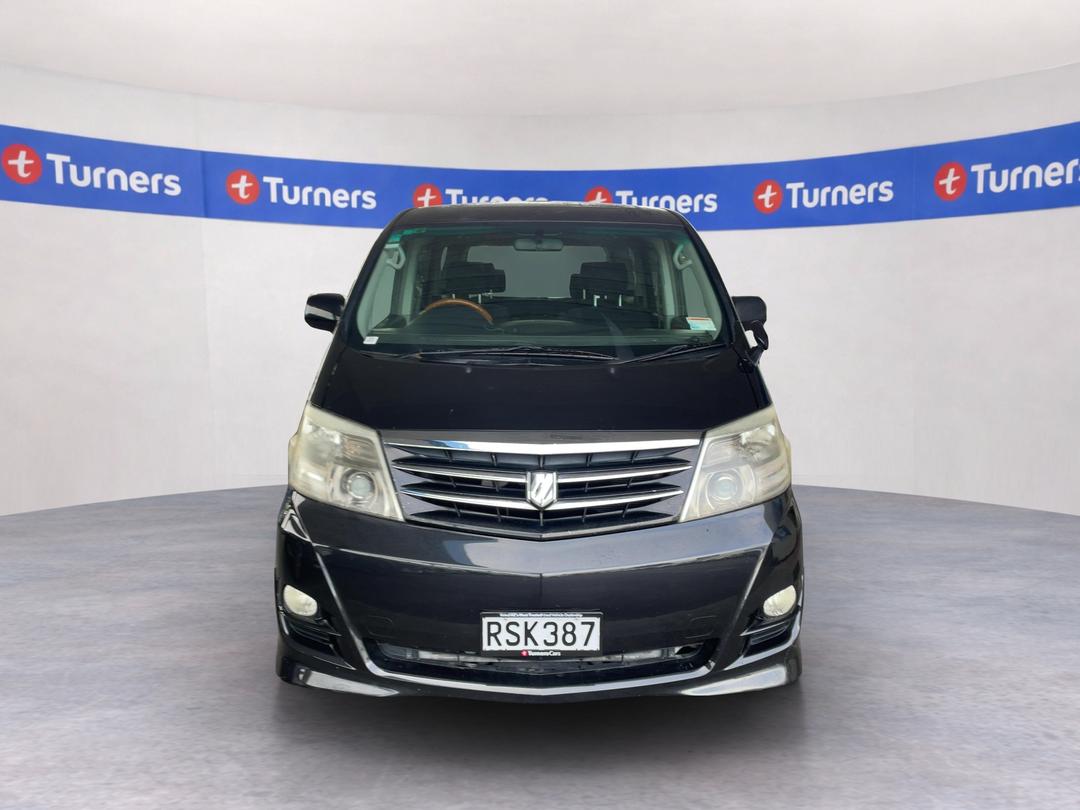 Photo '2' of Toyota Alphard