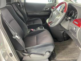 Photo '16' of Toyota Alphard