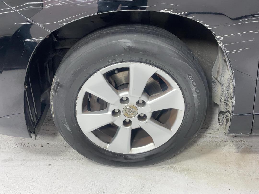Photo '10' of Toyota Alphard